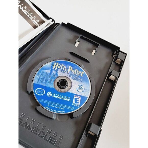 Harry Potter and the Chamber of Secrets (Nintendo GameCube, 2002) - Picture 2 of 4